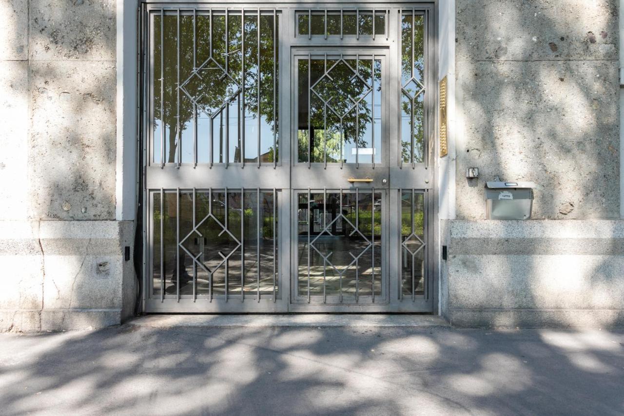 Luna Homes - Bilocale In Mac Mahon Milan Exterior photo